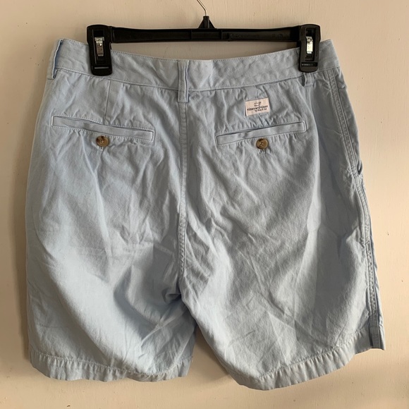 Vineyard Vines Island Shorts - Picture 2 of 4